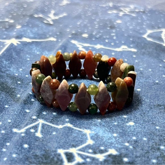 Handmade Colorful Agate Crystal Bracelet - Picture 1 of 3